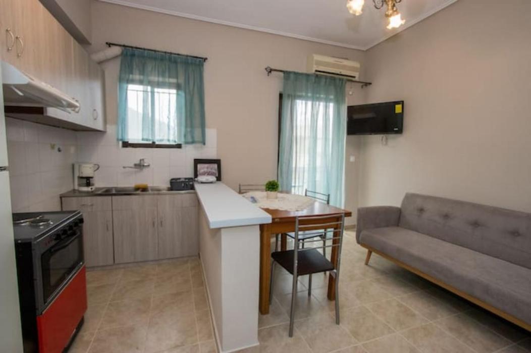 Vasileiou Apartments Kamena Vourla Eksteriør billede
